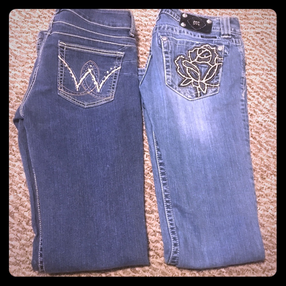 Wranglers 5x36. Miss me 29x34. Fits size 7-8